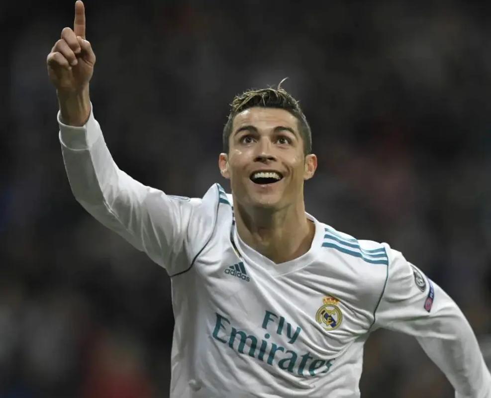 库蒂尼奥身价下降到350万欧，巅峰身价1.5亿，本赛季52场11球（库蒂尼奥由1.5亿巅峰跌至350万欧：本季52场收获11球）