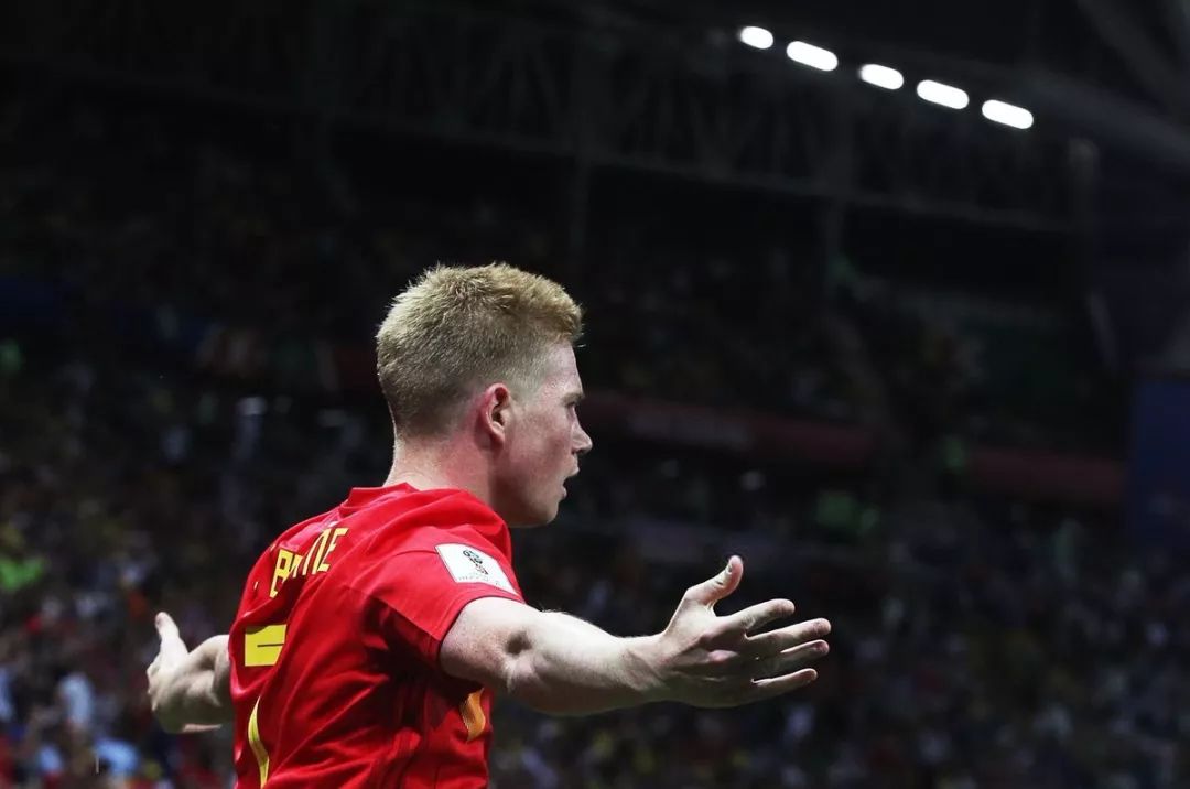 马丁内利：埃斯特旺是个好小伙，但希望他对阵枪手状态别太好（马丁内利称埃斯特旺很不错，但希望他对阵阿森纳别太神勇）